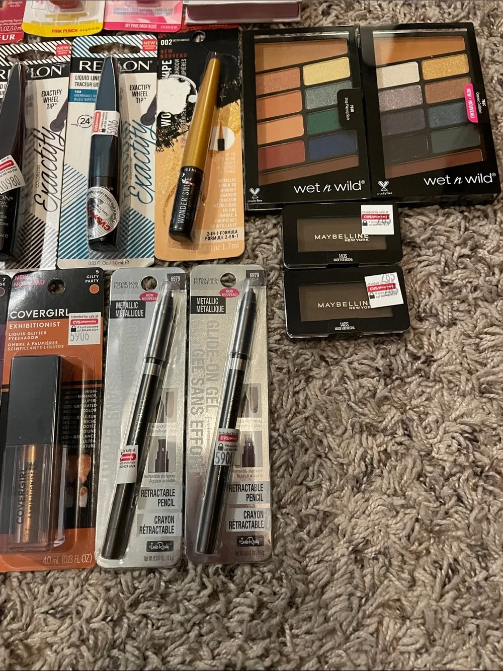 Assorted Women’s Eyeshadow & Eye Makeup Set with Pink Shades